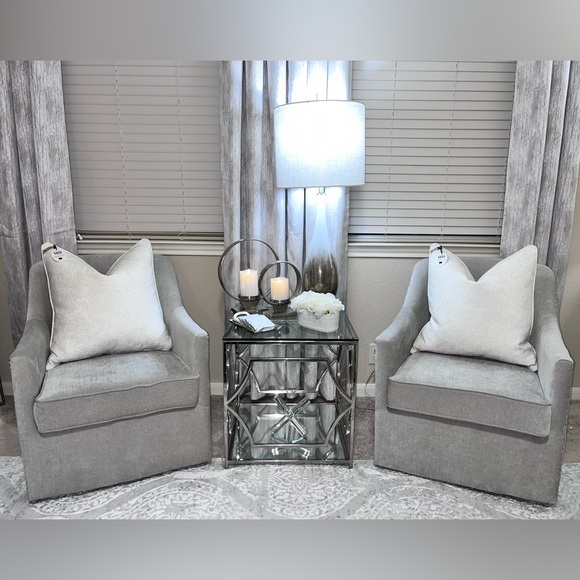 1-NWT CALLISTO HOME TEXTURED VELVET DECORATIVE PILLOWS (Please read description) - Picture 10 of 16